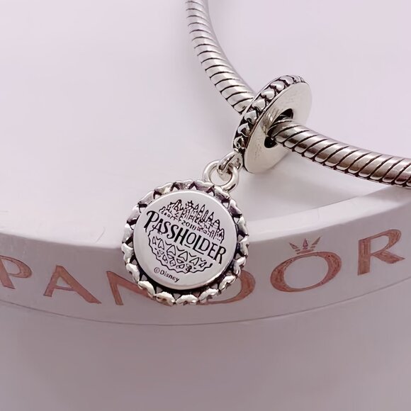 Pandora Passholder Charm Travel Pendant - Picture 2 of 3